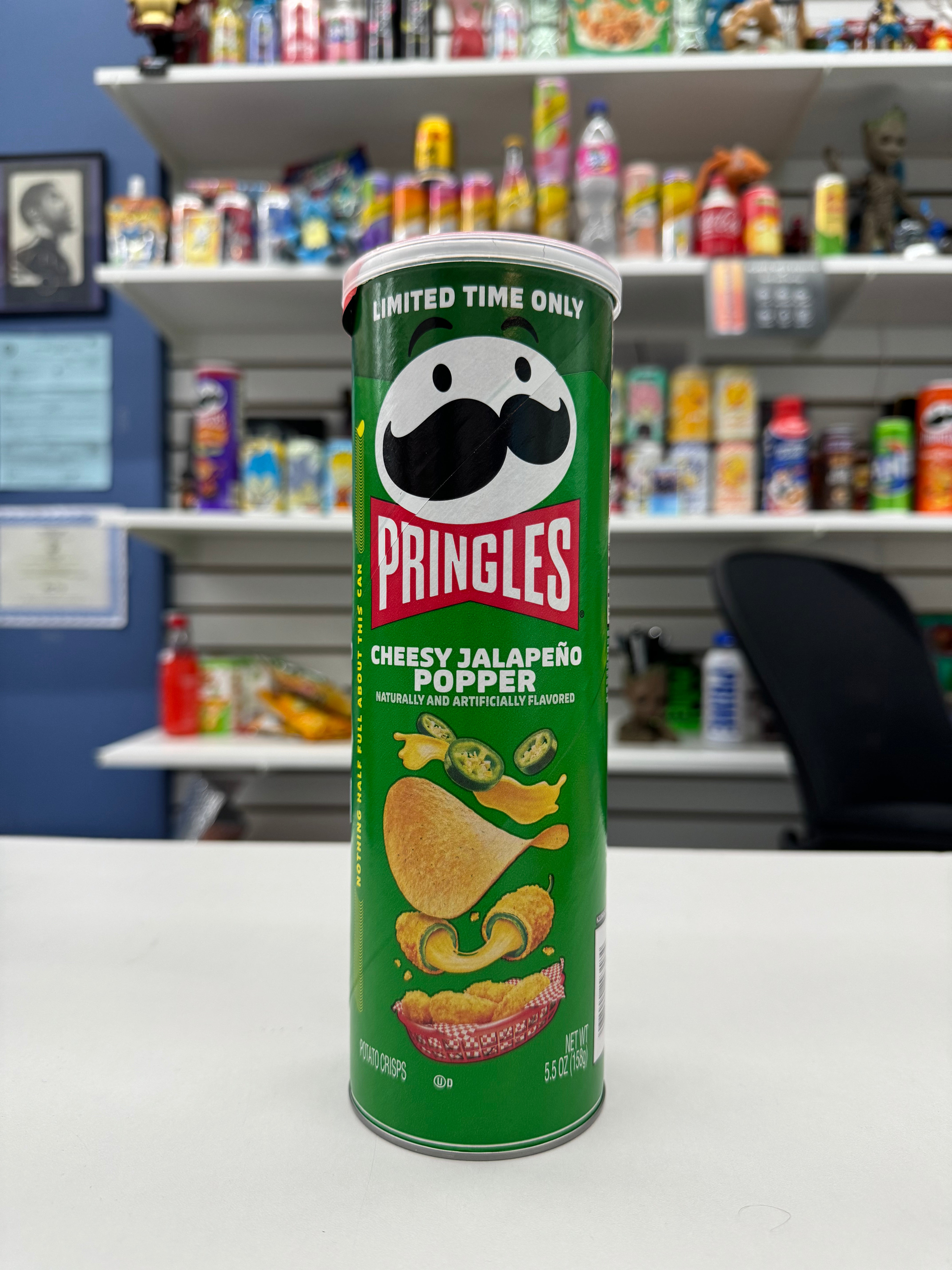 Pringles Cheesy Jalapeño Poppers Flavor (158g)