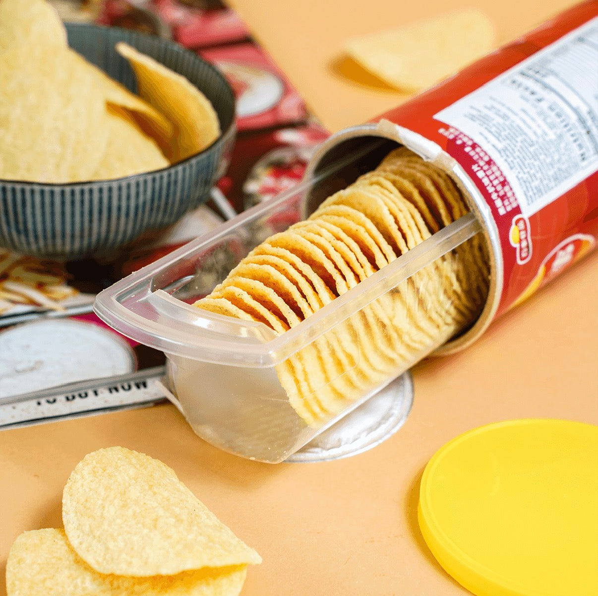 Lay's Black Pepper Rib Eye Steak Flavored Chips (90g)
