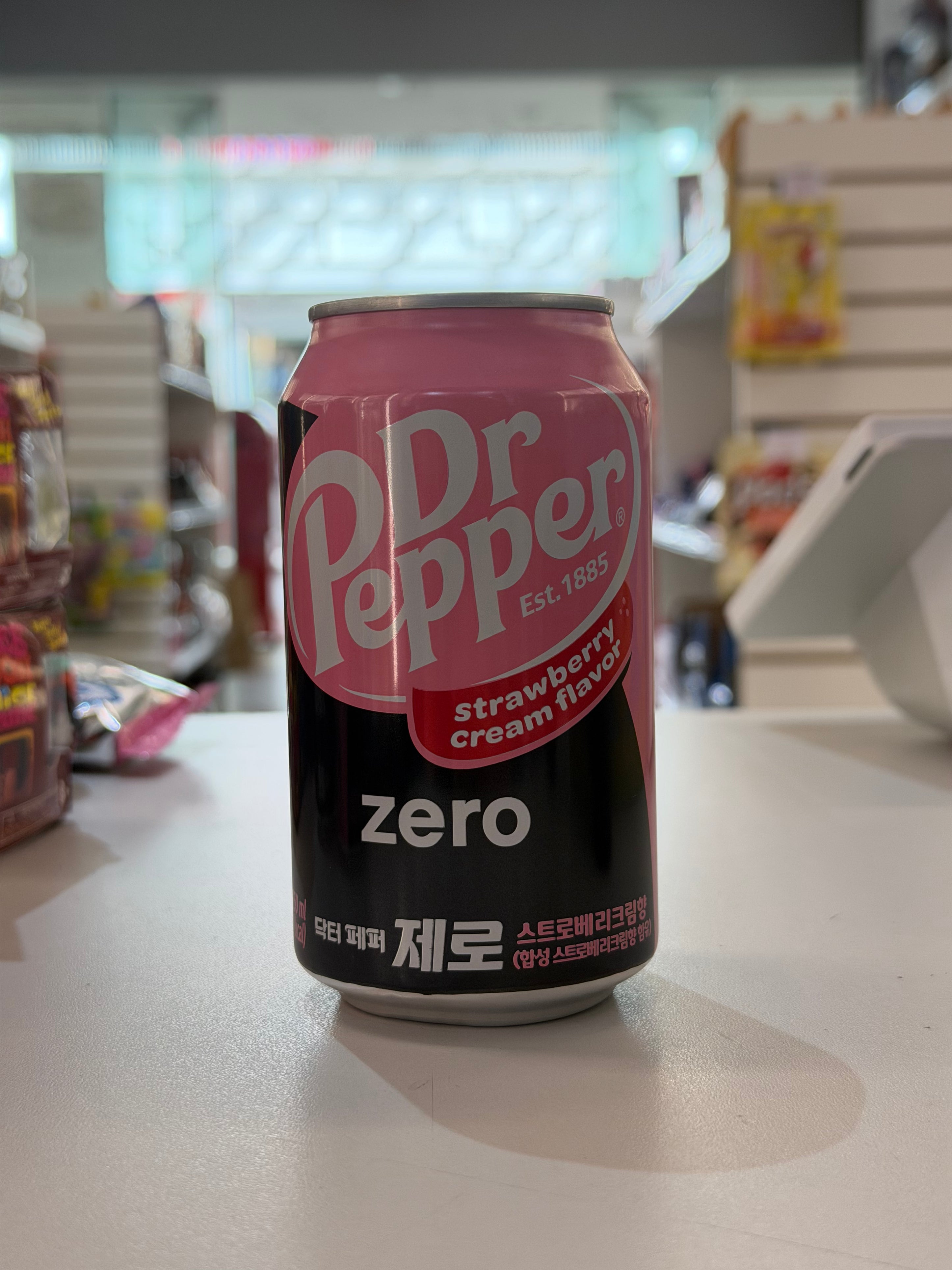 Dr. Pepper Zero Sugar Strawberry Cream (350ml) South Korea Version!